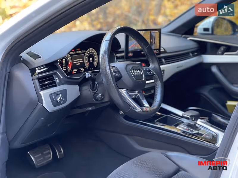 Audi A4 - фото 19