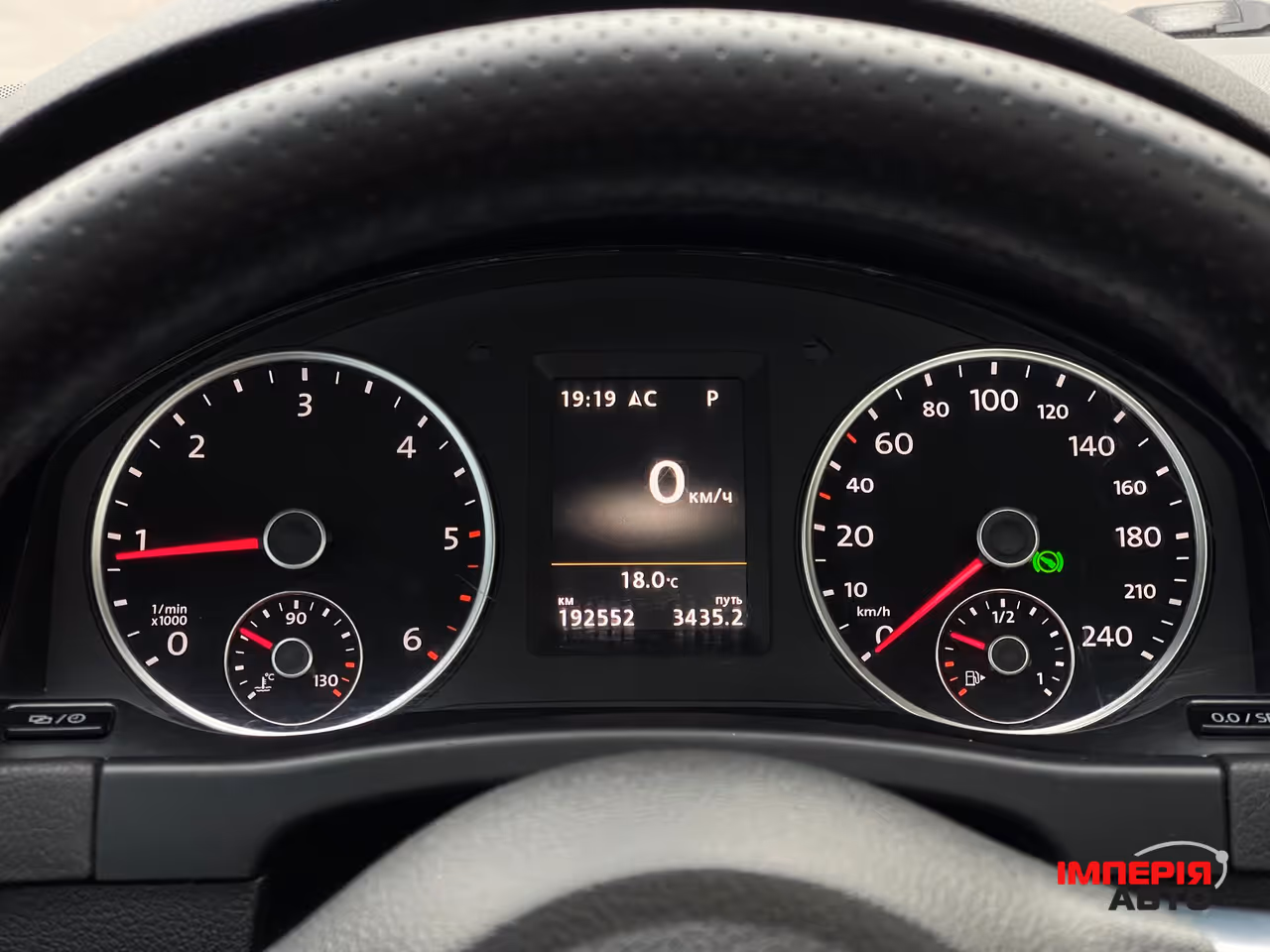 Volkswagen Tiguan - фото 25