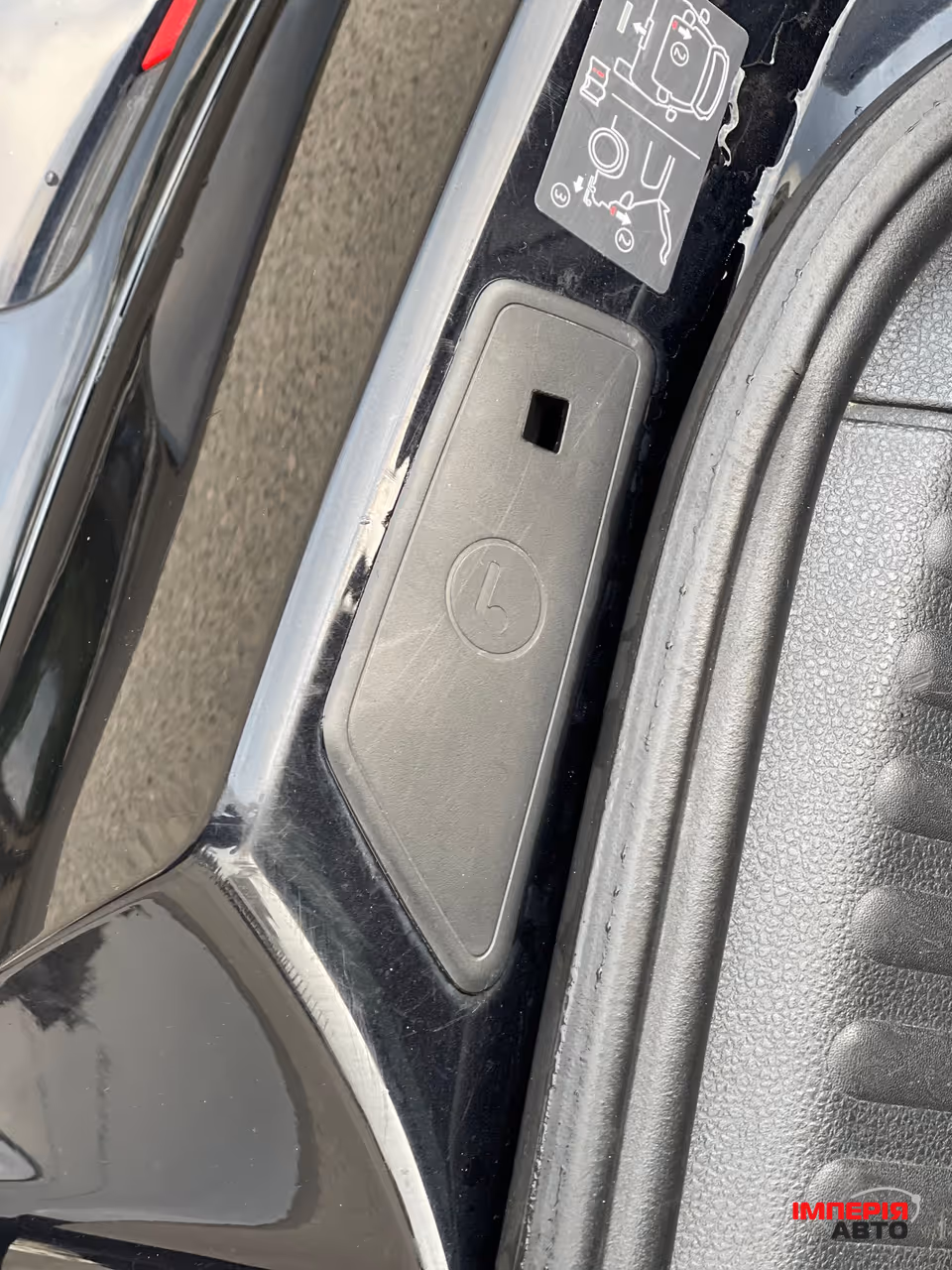 Volkswagen Tiguan - фото 18
