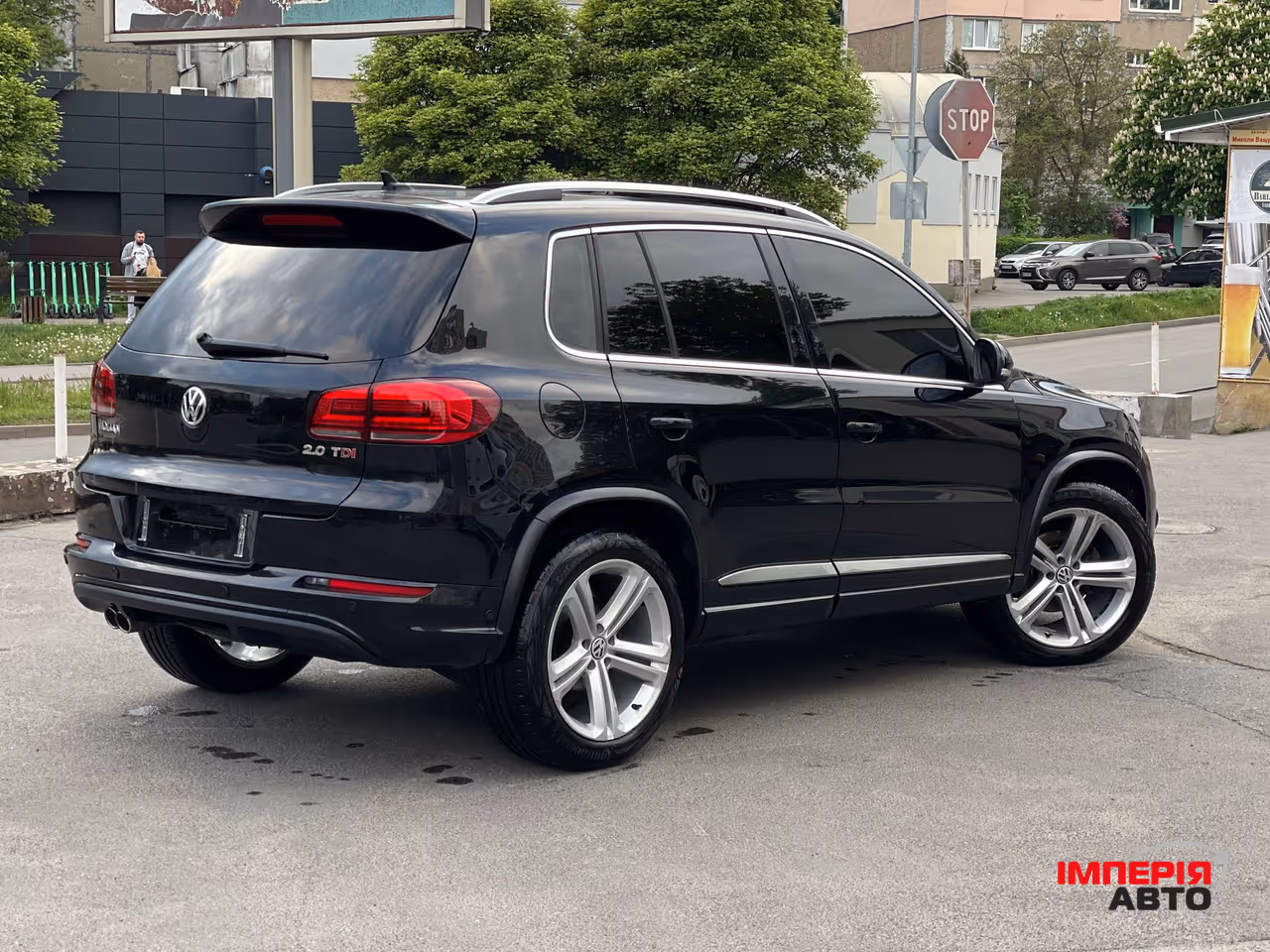 Volkswagen Tiguan - фото 4