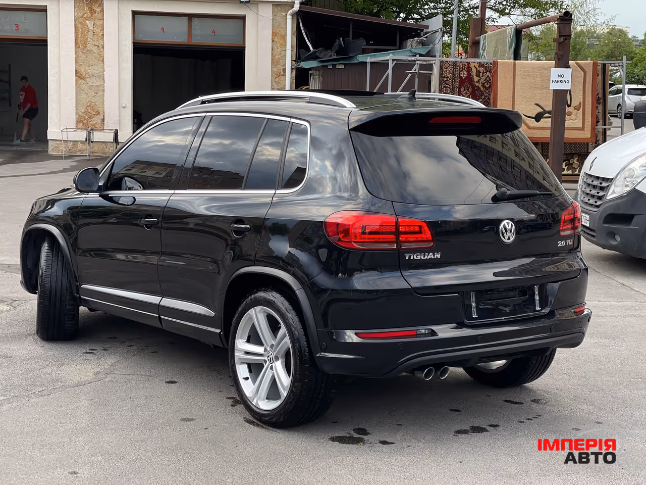 Volkswagen Tiguan - фото 6