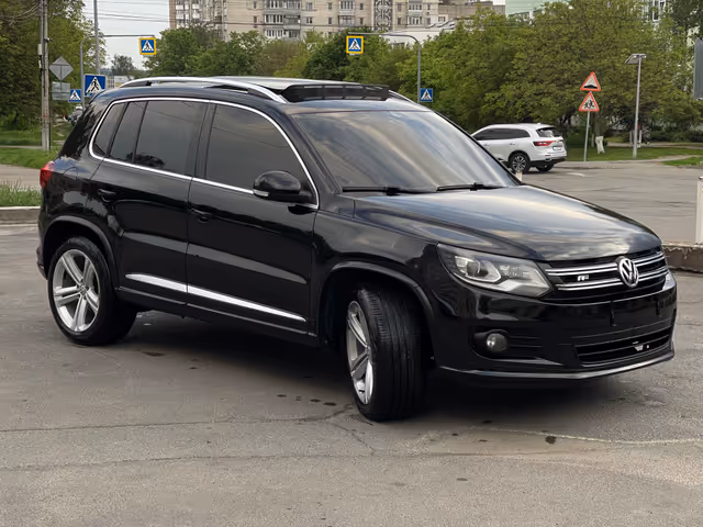 Volkswagen Tiguan - фото 3