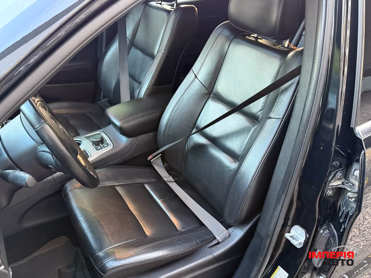 Jeep Grand Cherokee - фото 8