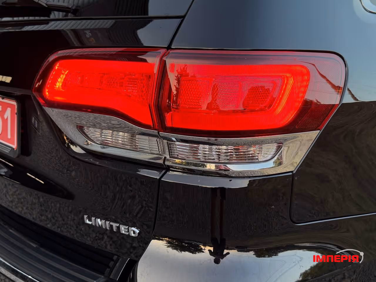 Jeep Grand Cherokee - фото 3