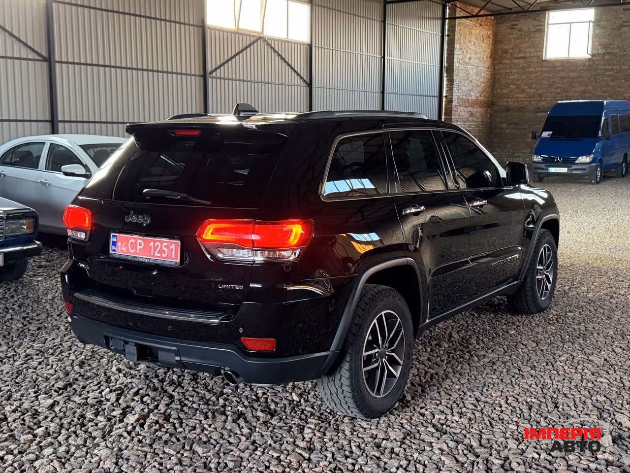 Jeep Grand Cherokee - фото 28