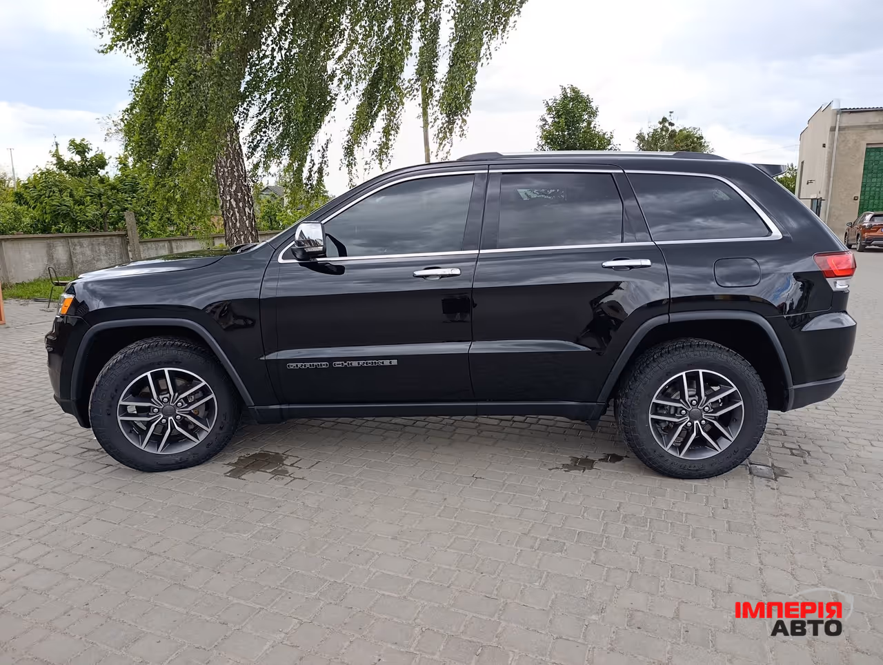 Jeep Grand Cherokee - фото 26