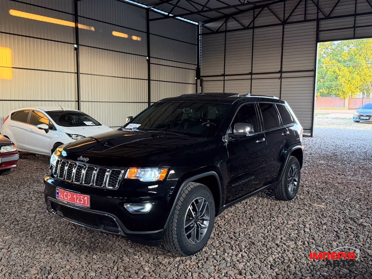 Jeep Grand Cherokee - фото 24