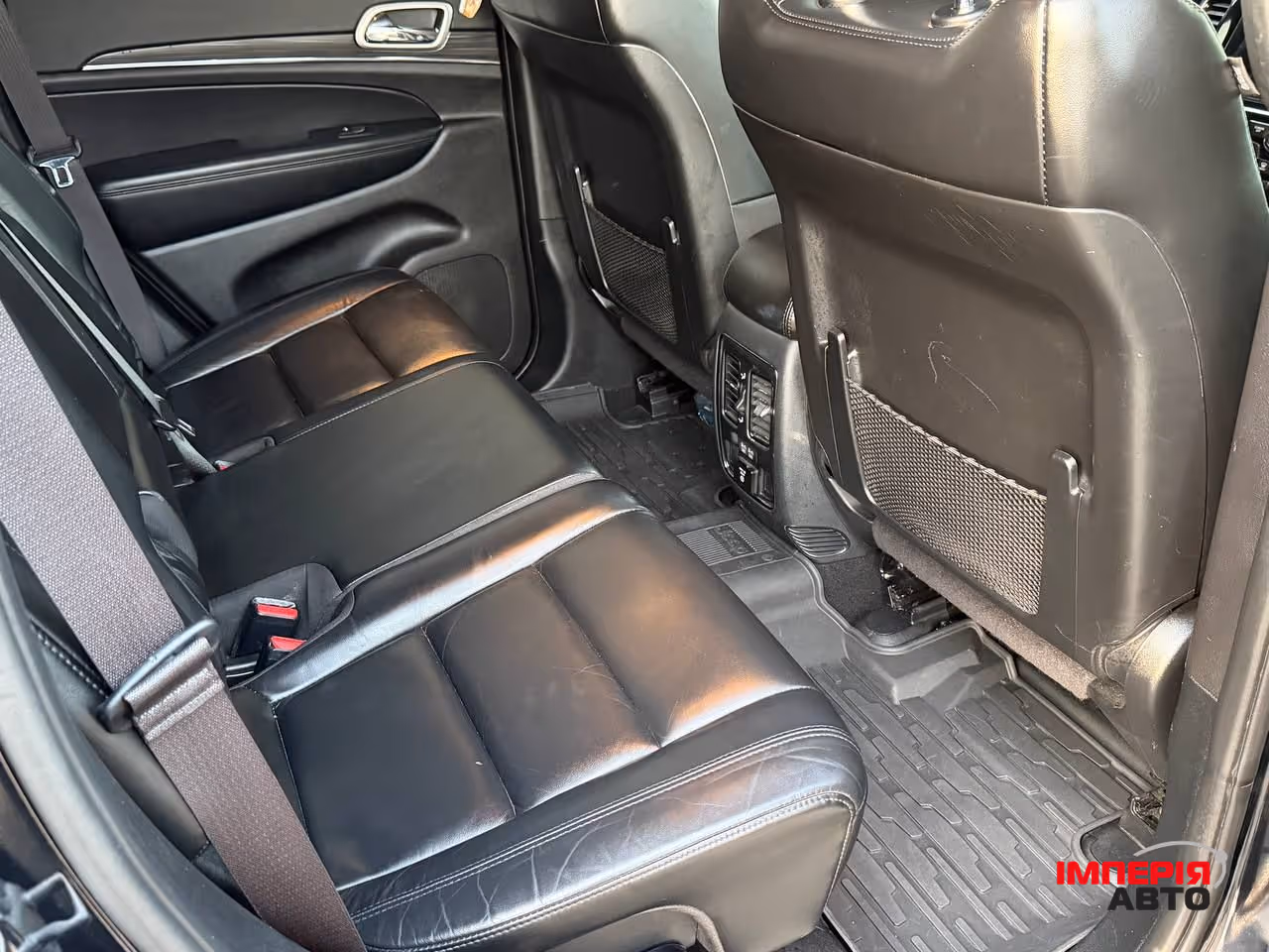Jeep Grand Cherokee - фото 15