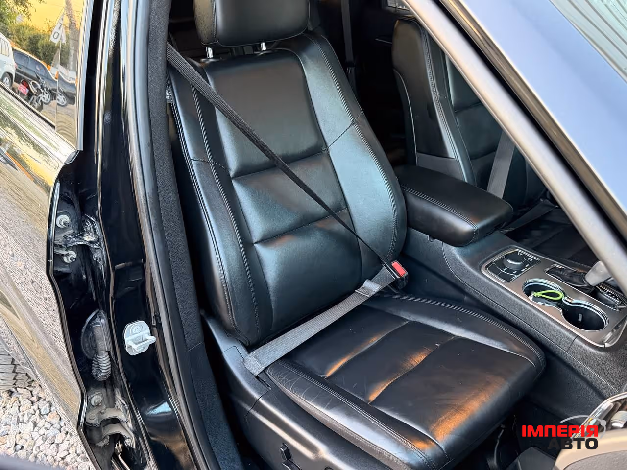 Jeep Grand Cherokee - фото 2