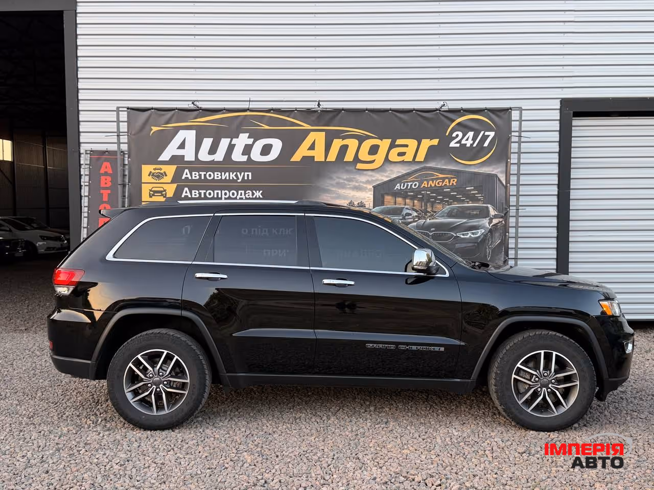 Jeep Grand Cherokee - фото 18