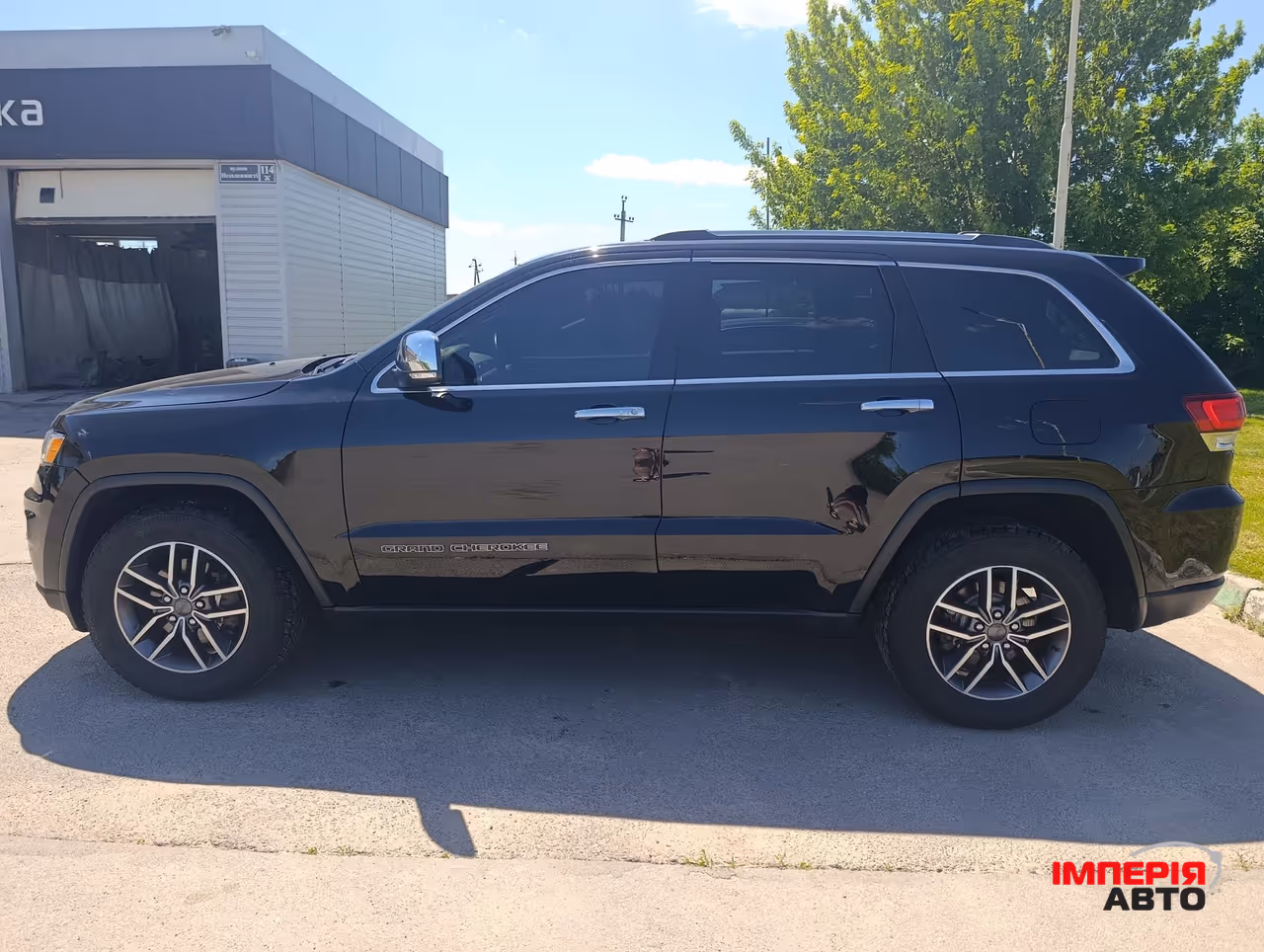 Jeep Grand Cherokee - фото 3