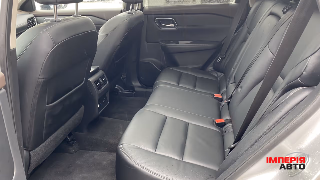 Nissan Rogue - фото 14