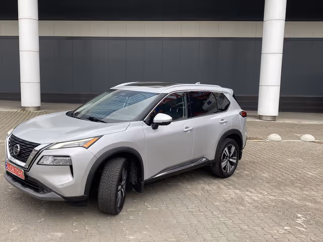 Nissan Rogue - фото 1