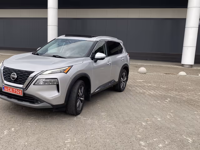 Nissan Rogue - фото 2