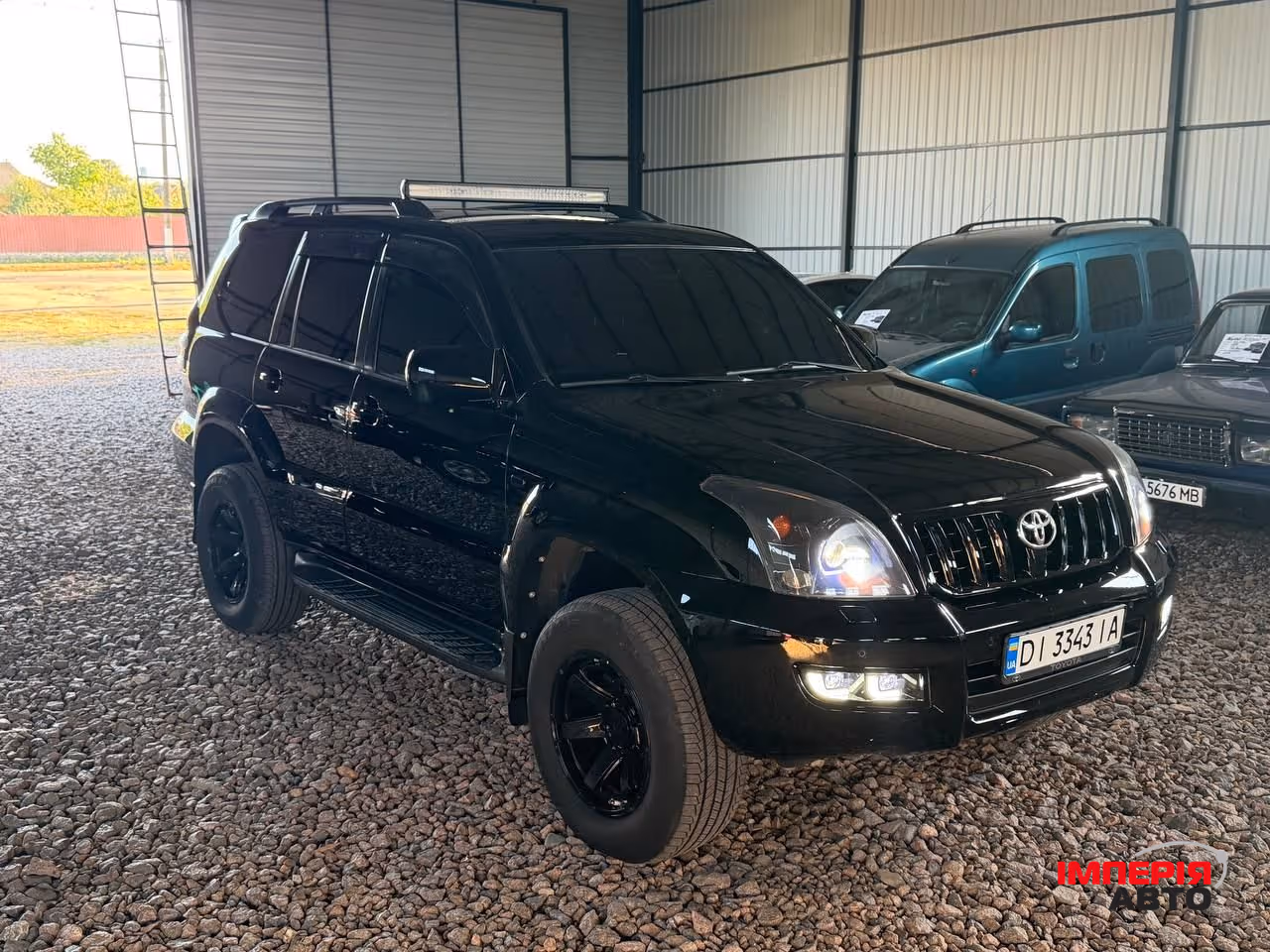 Toyota Land Cruiser Prado - фото 2
