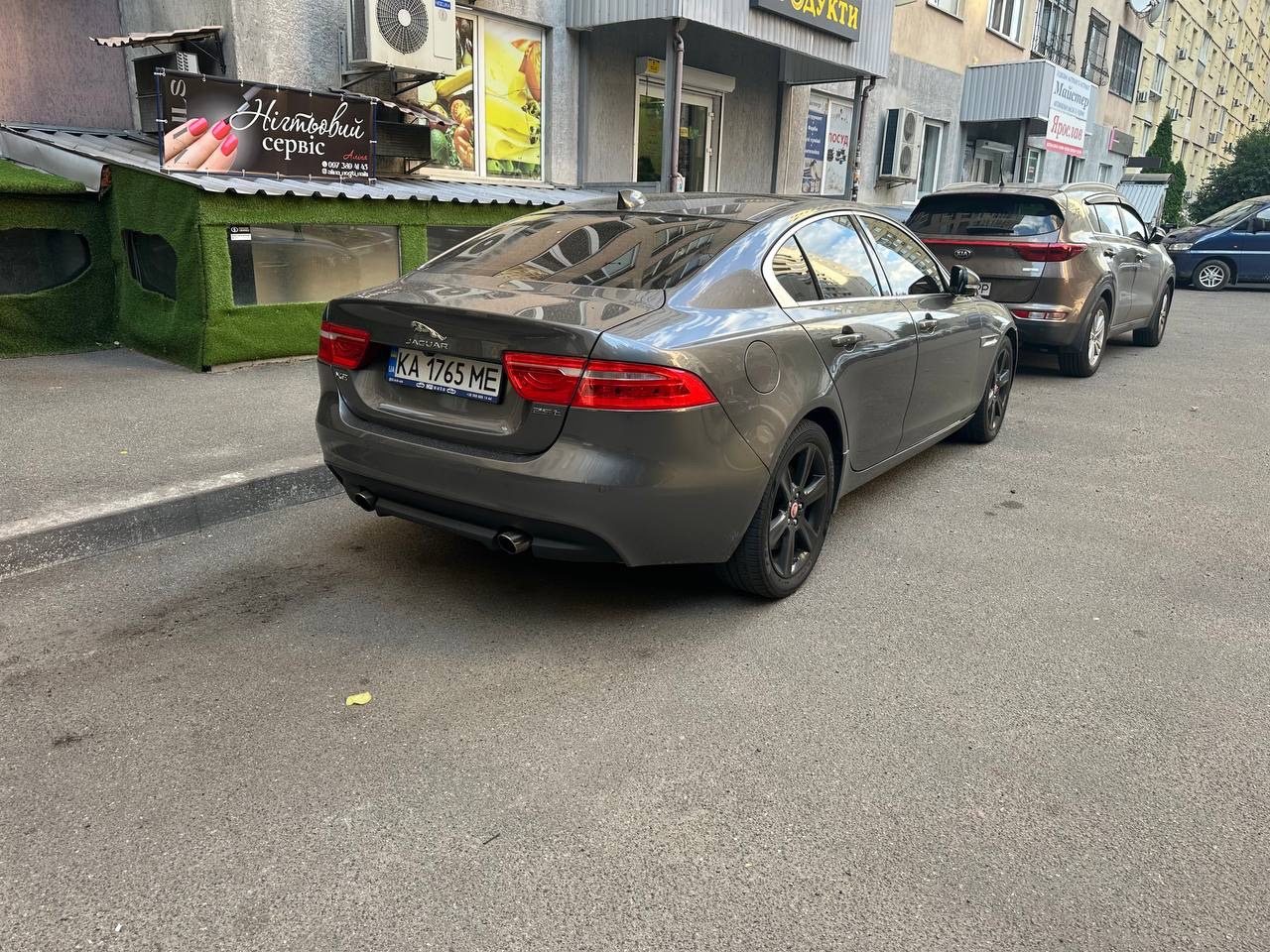 Jaguar XE - фото 4