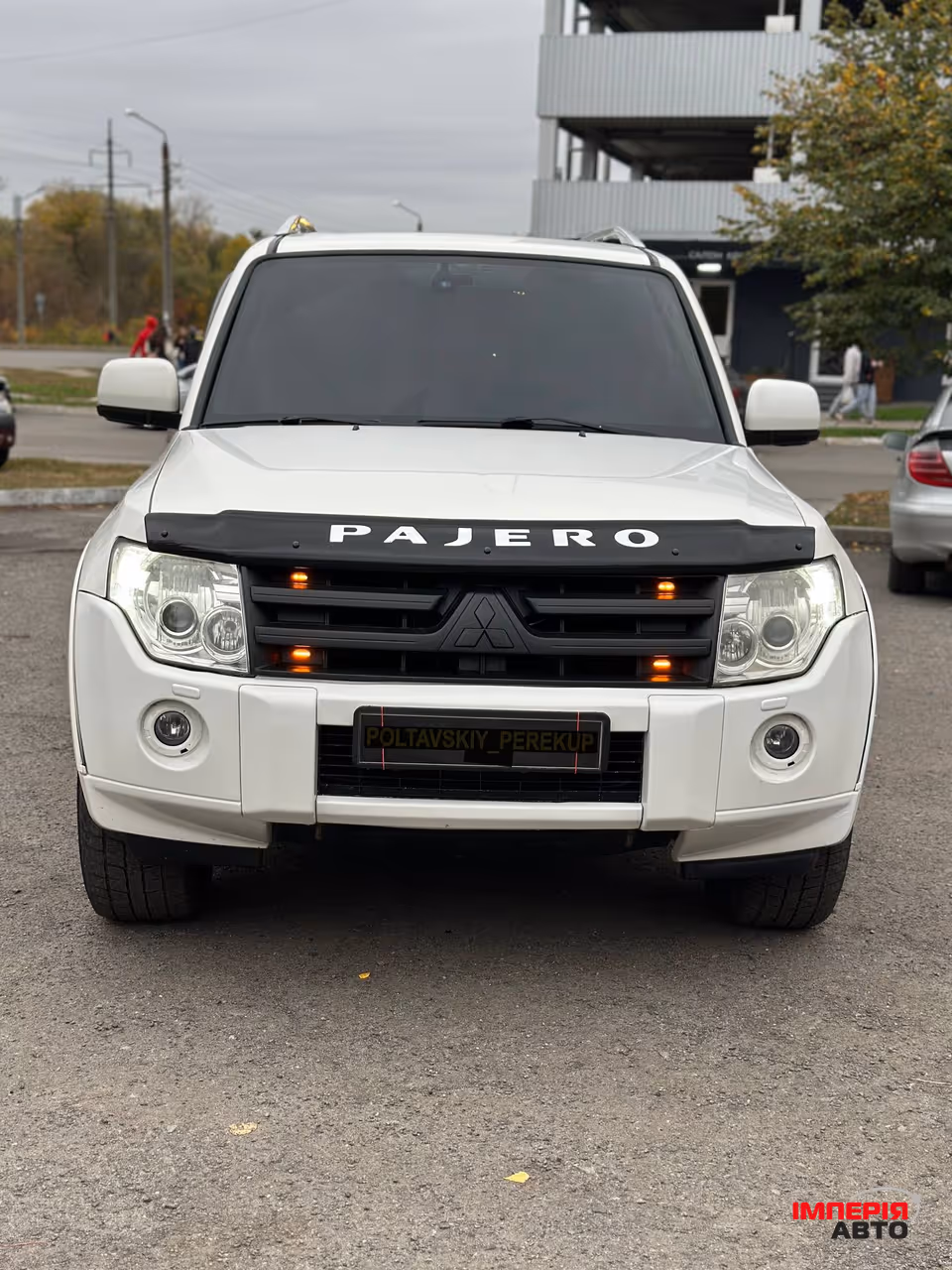 Mitsubishi Pajero - фото 3