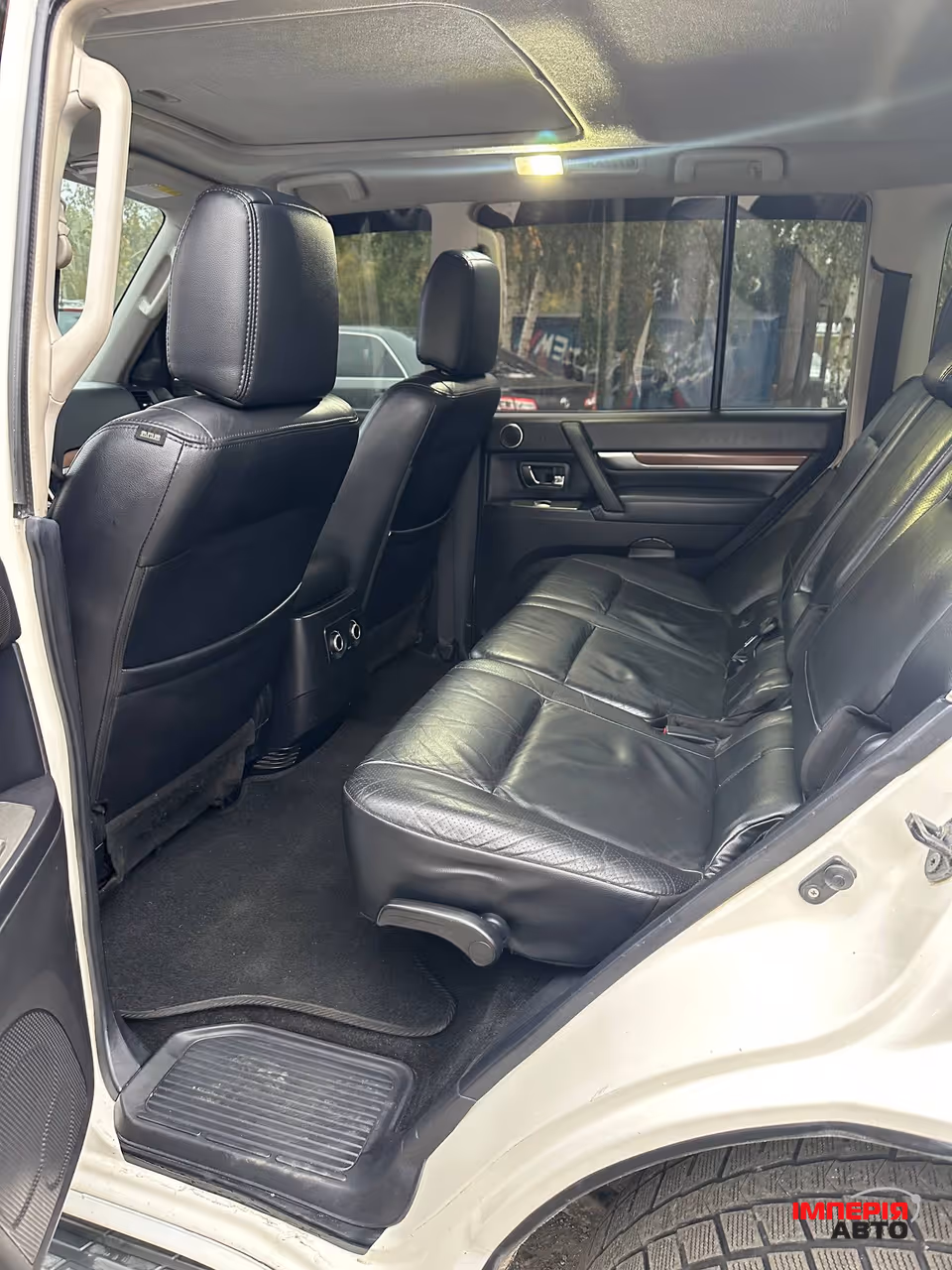 Mitsubishi Pajero - фото 10