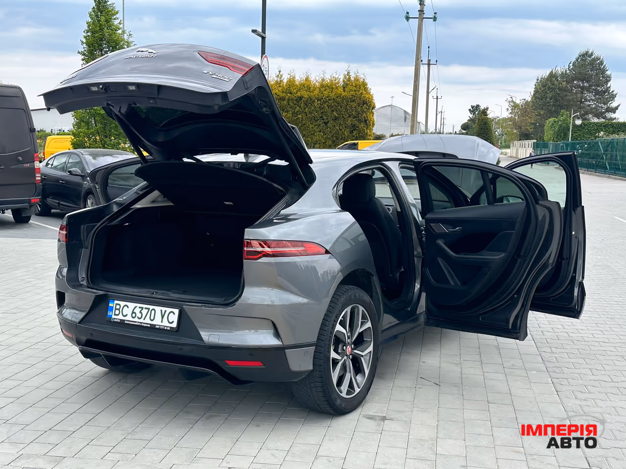 Jaguar I-Pace - фото 19