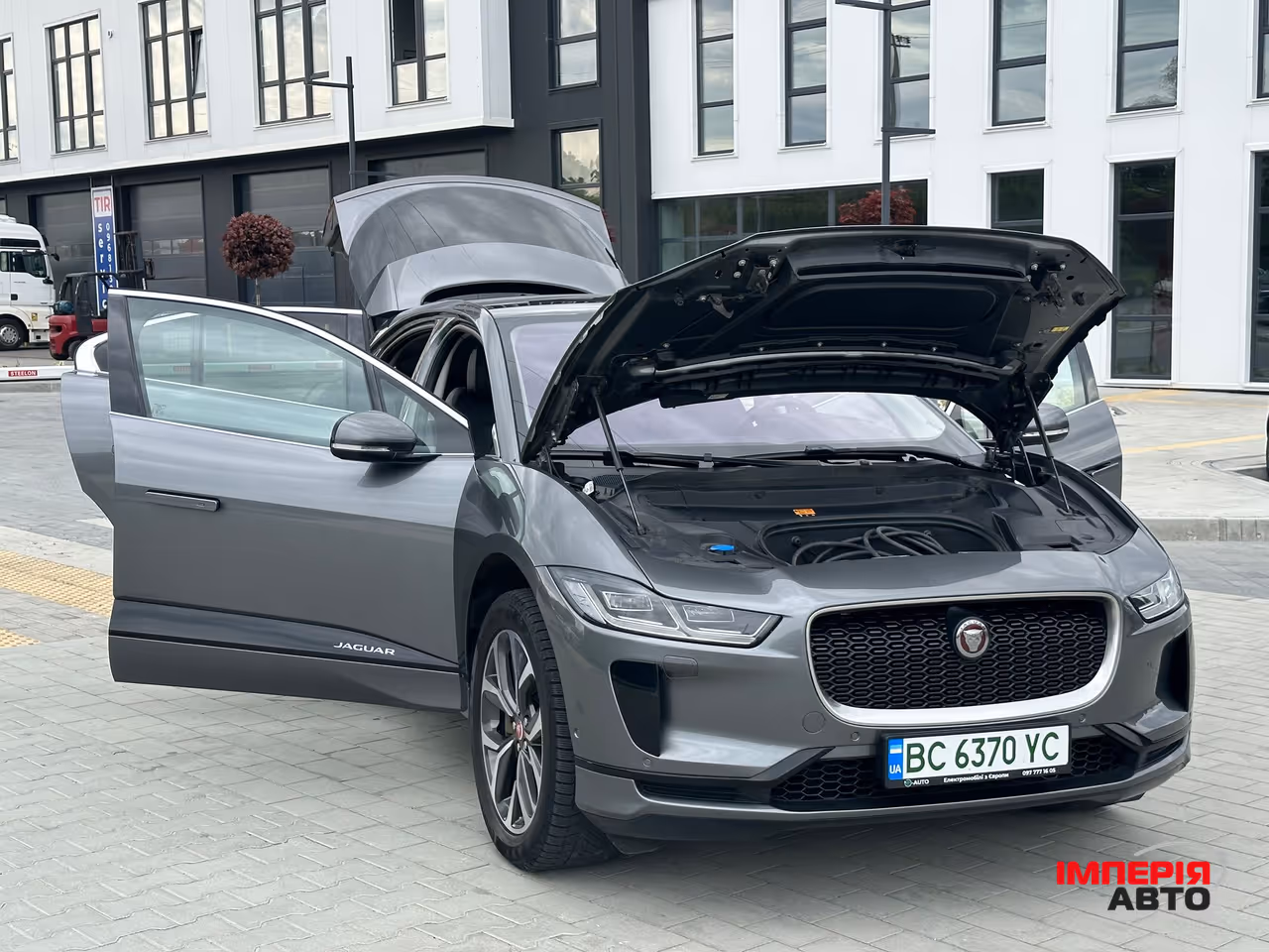 Jaguar I-Pace - фото 16