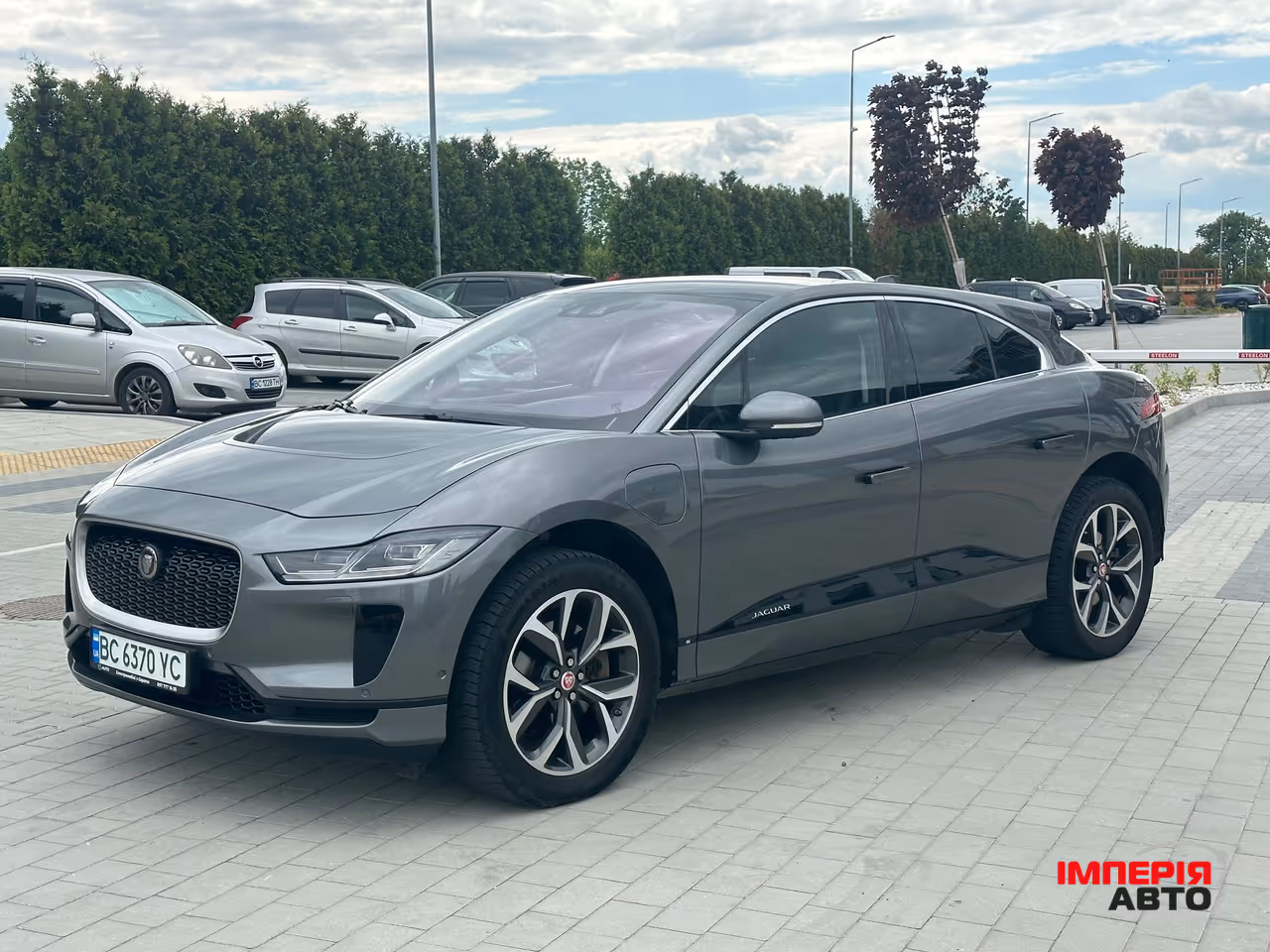 Jaguar I-Pace - фото 4