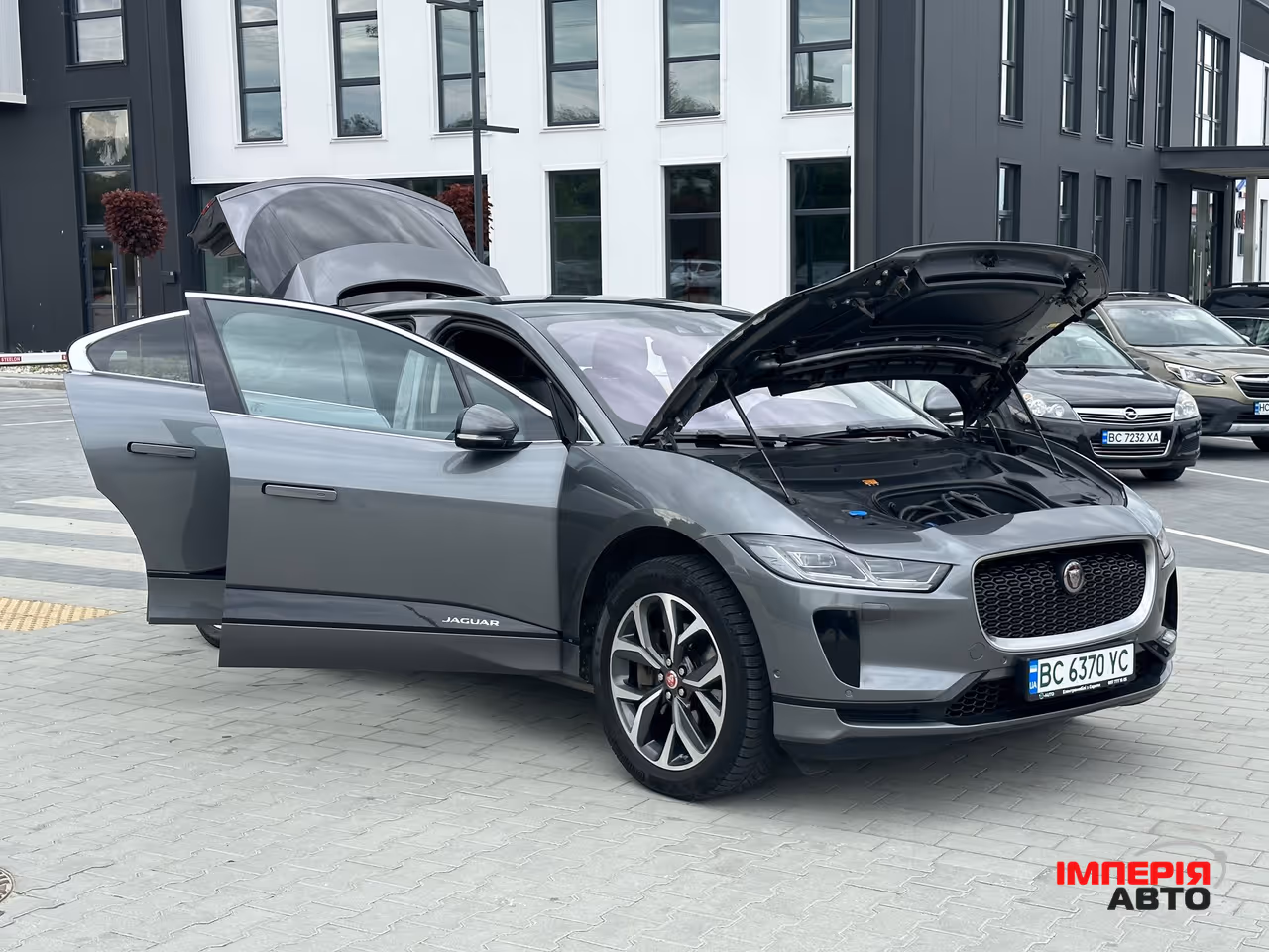 Jaguar I-Pace - фото 17