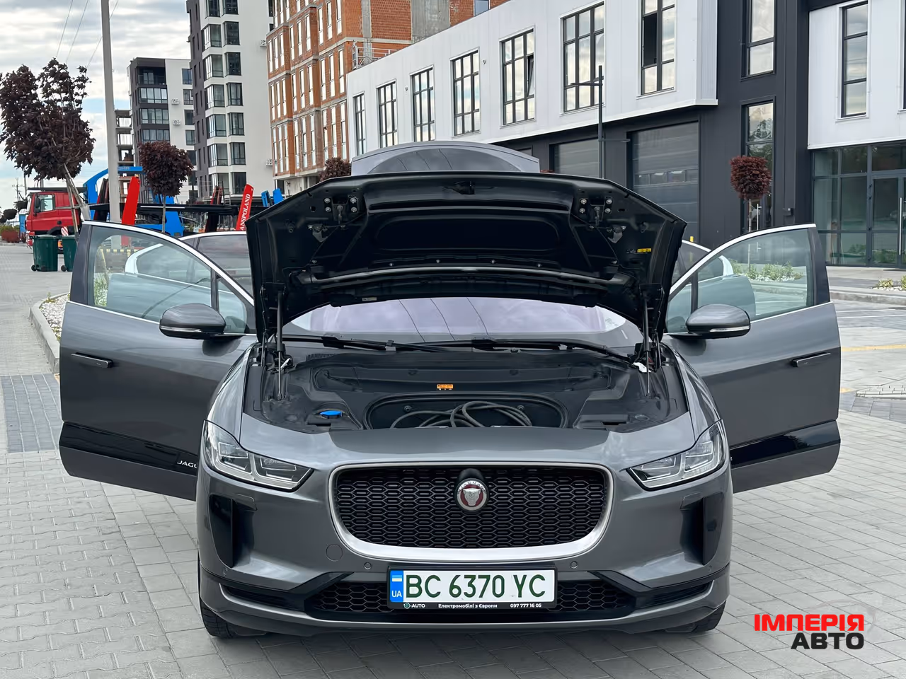 Jaguar I-Pace - фото 20