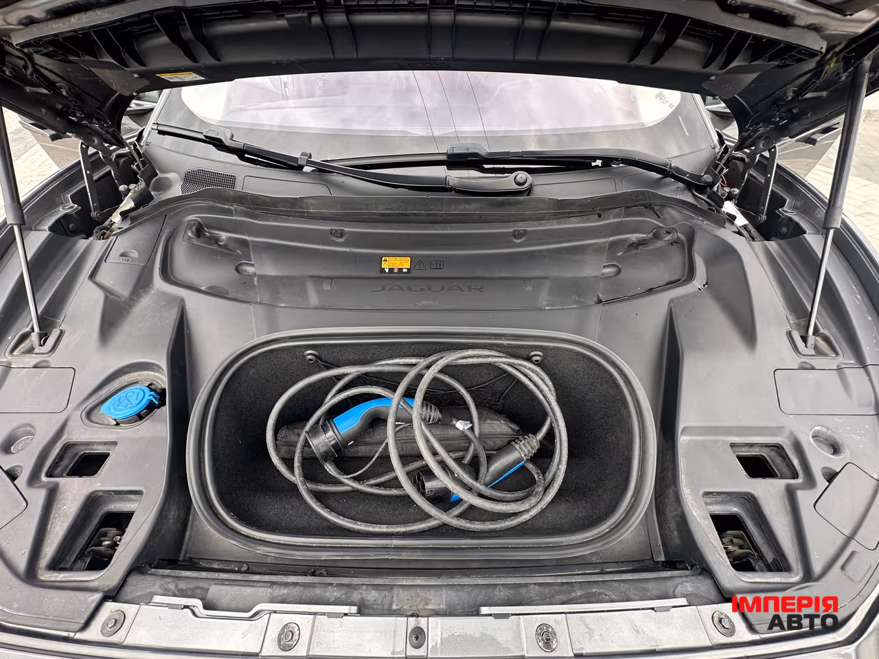 Jaguar I-Pace - фото 21