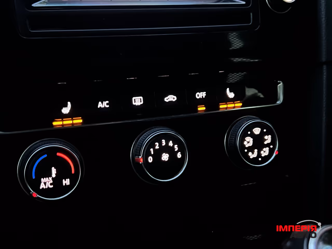 Volkswagen Golf GTI - фото 29