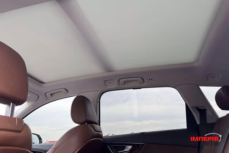 Audi Q7 - фото 19