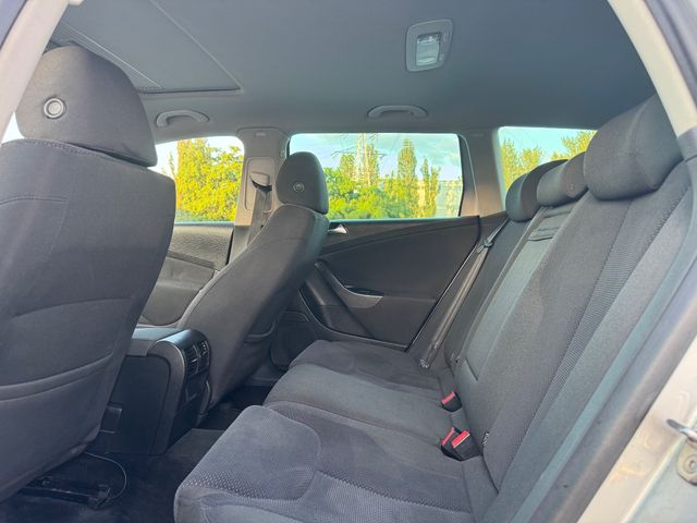Volkswagen Passat 2010, Київ, $7 350 - зображення 2