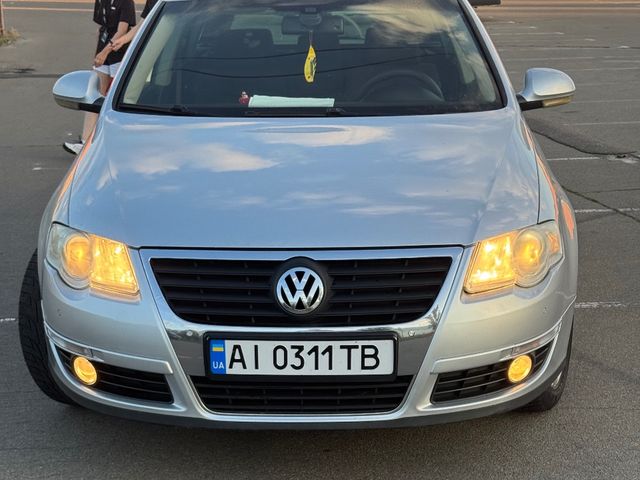 Volkswagen Passat 2010, Київ, $7 350 - зображення 1