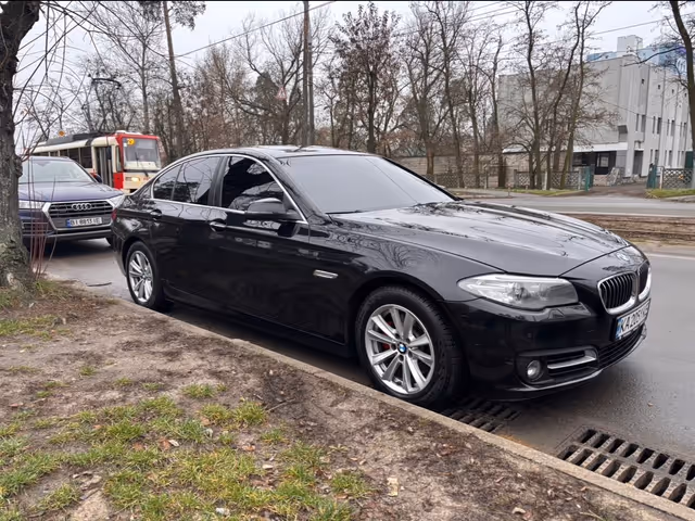 BMW 5 серії - фото 3