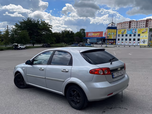 Chevrolet Lacetti - фото 3