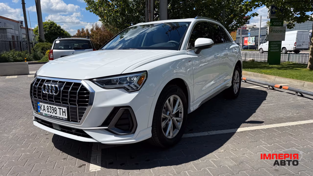 Audi Q3 - фото 3
