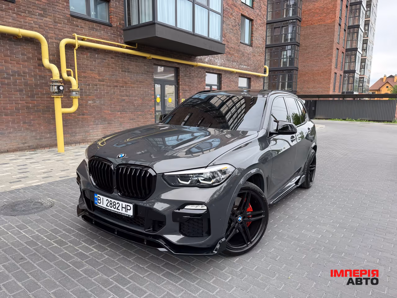 BMW X5 - фото 1