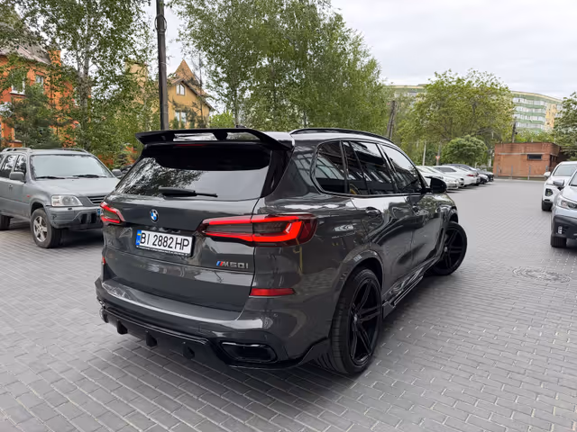 BMW X5 - фото 2