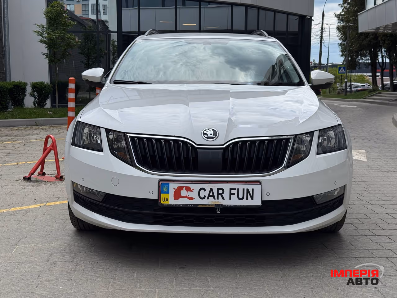 Skoda Octavia - фото 2