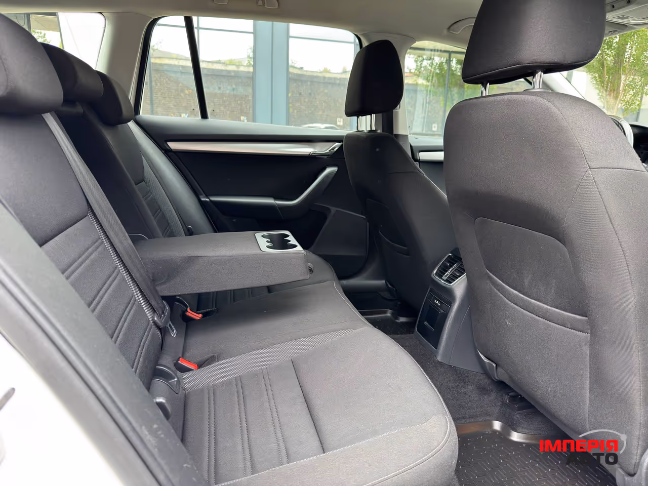 Skoda Octavia - фото 18