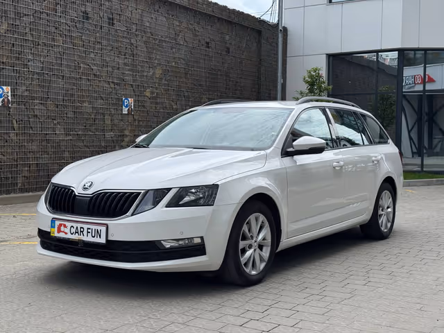 Skoda Octavia - фото 1