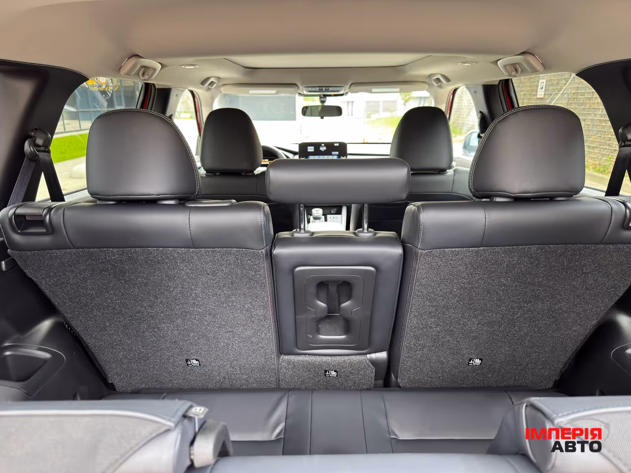 Mitsubishi Outlander - фото 14