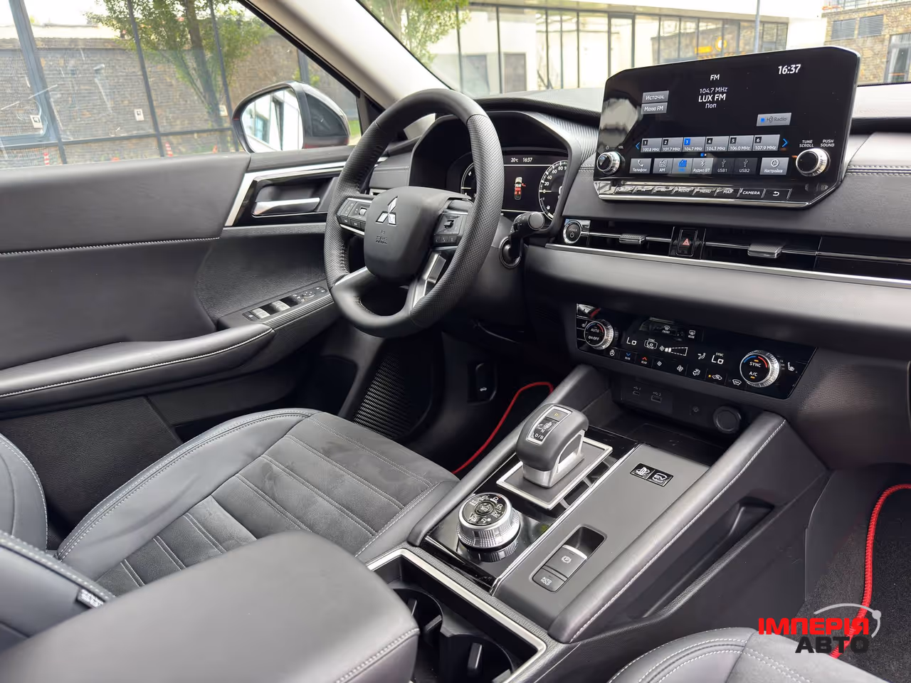 Mitsubishi Outlander - фото 29