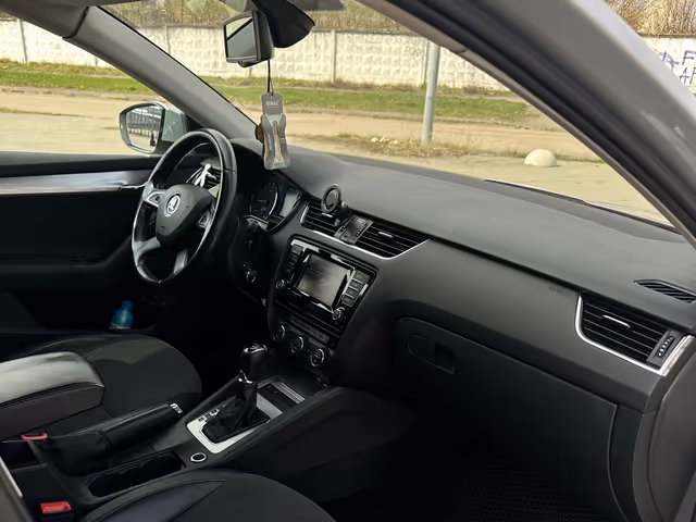 Skoda Octavia RS - фото 5