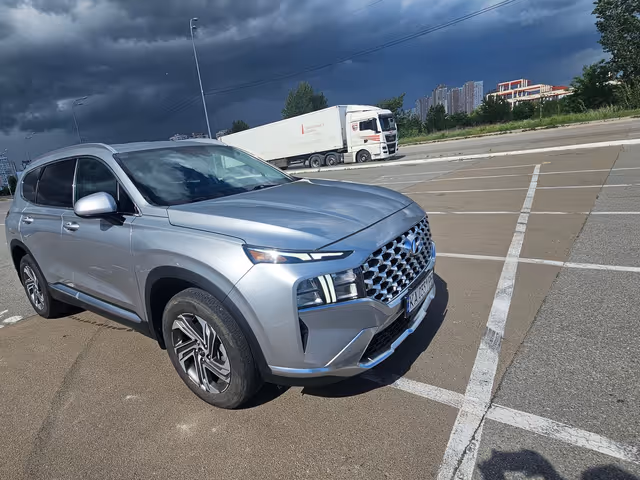Hyundai Santa Fe - фото 5