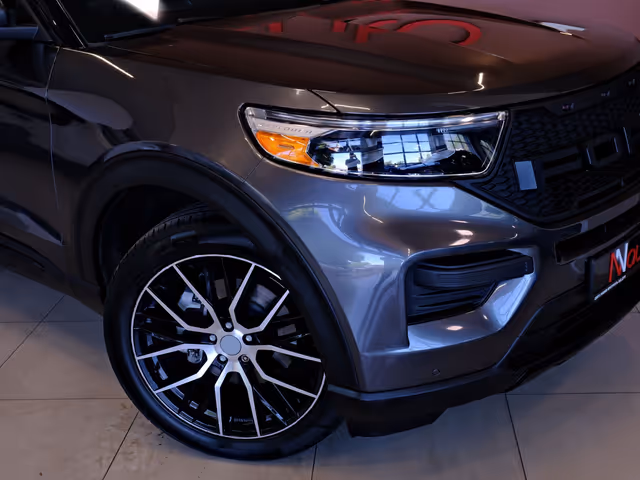 Ford Explorer - фото 3