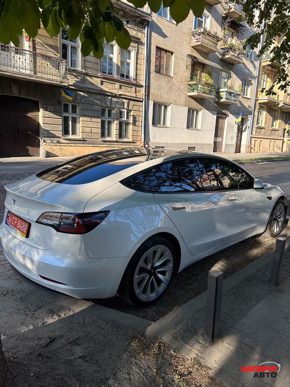 Tesla Model 3 - фото 4