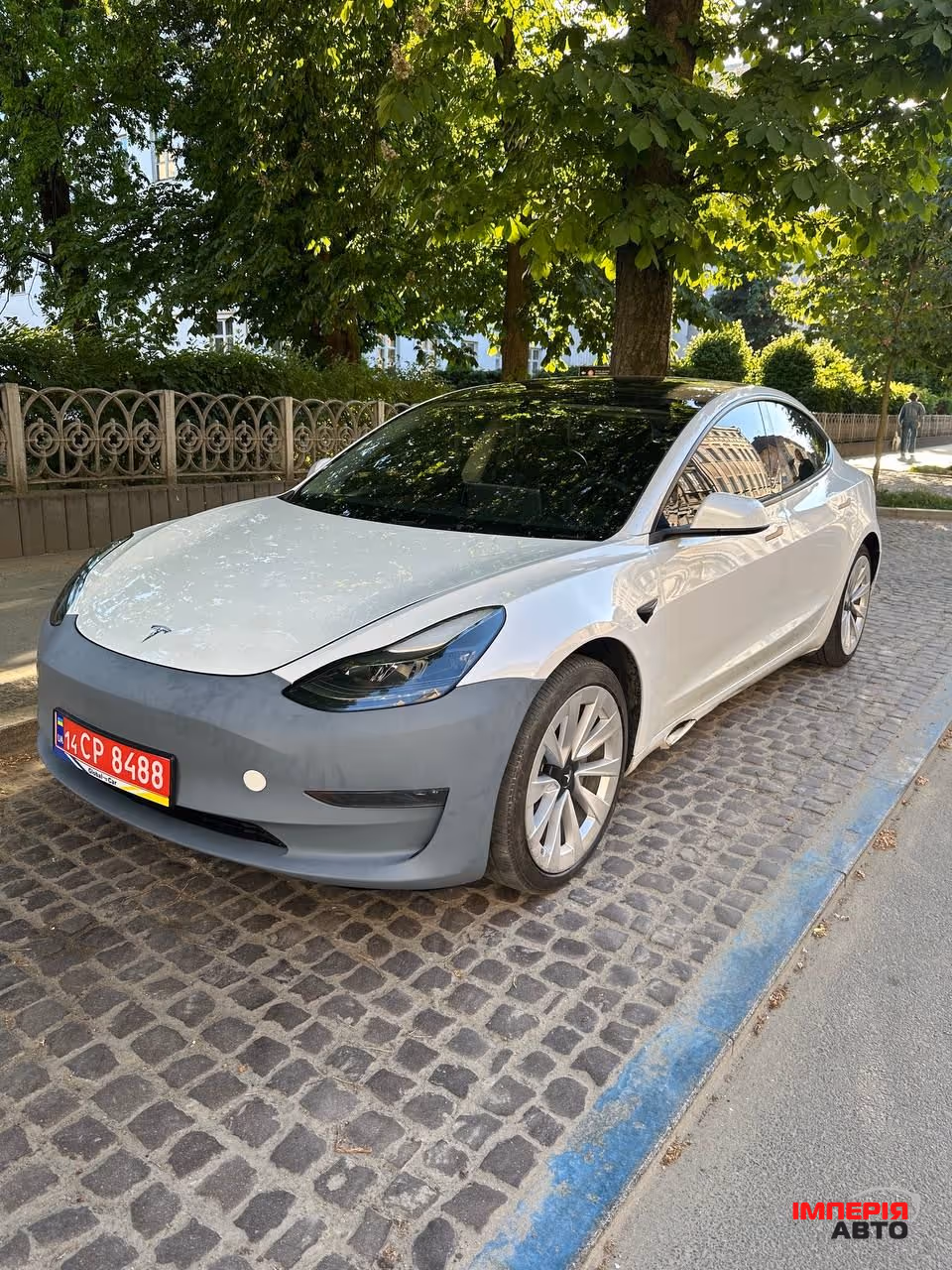 Tesla Model 3 - фото 2