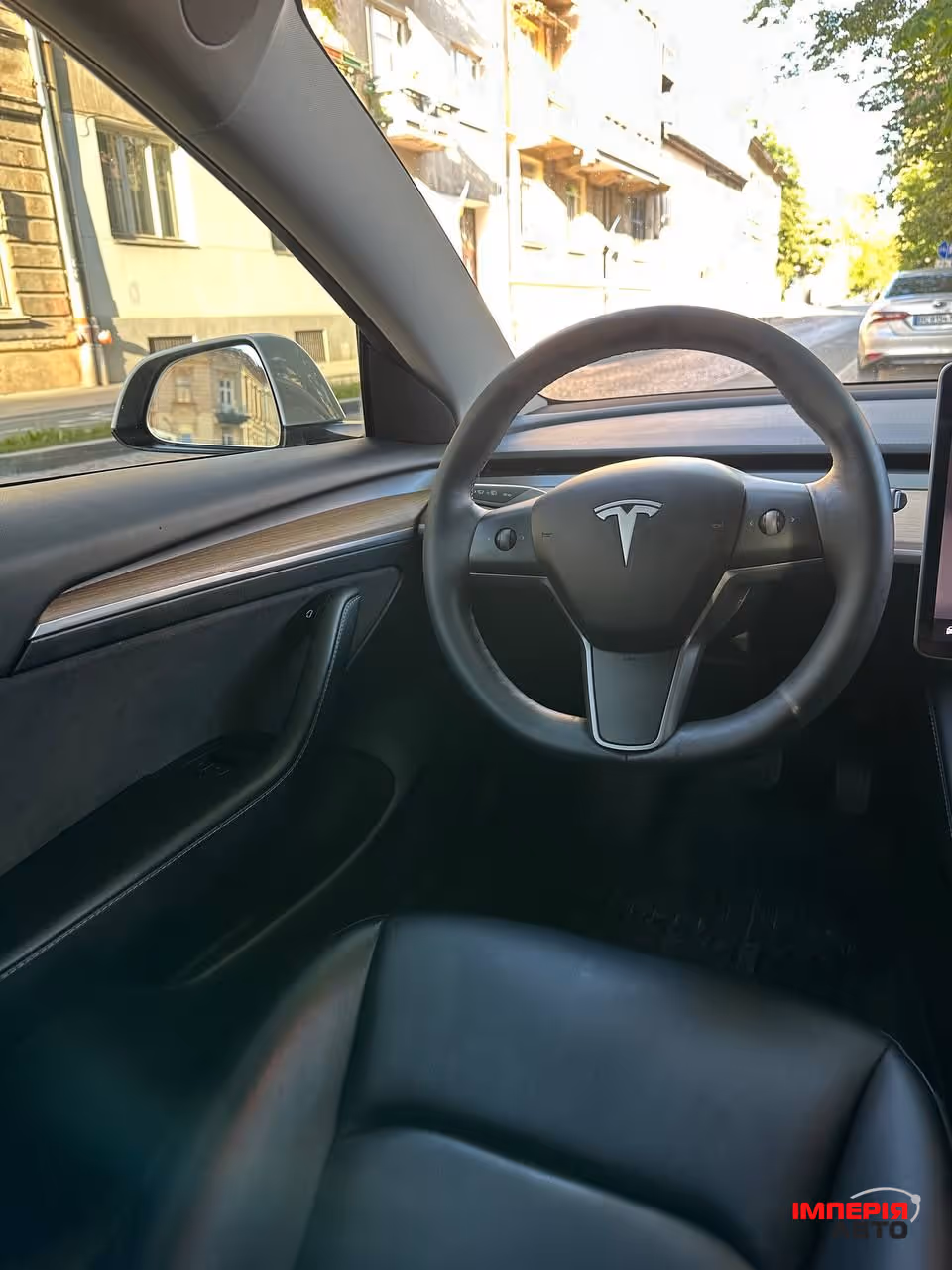 Tesla Model 3 - фото 8