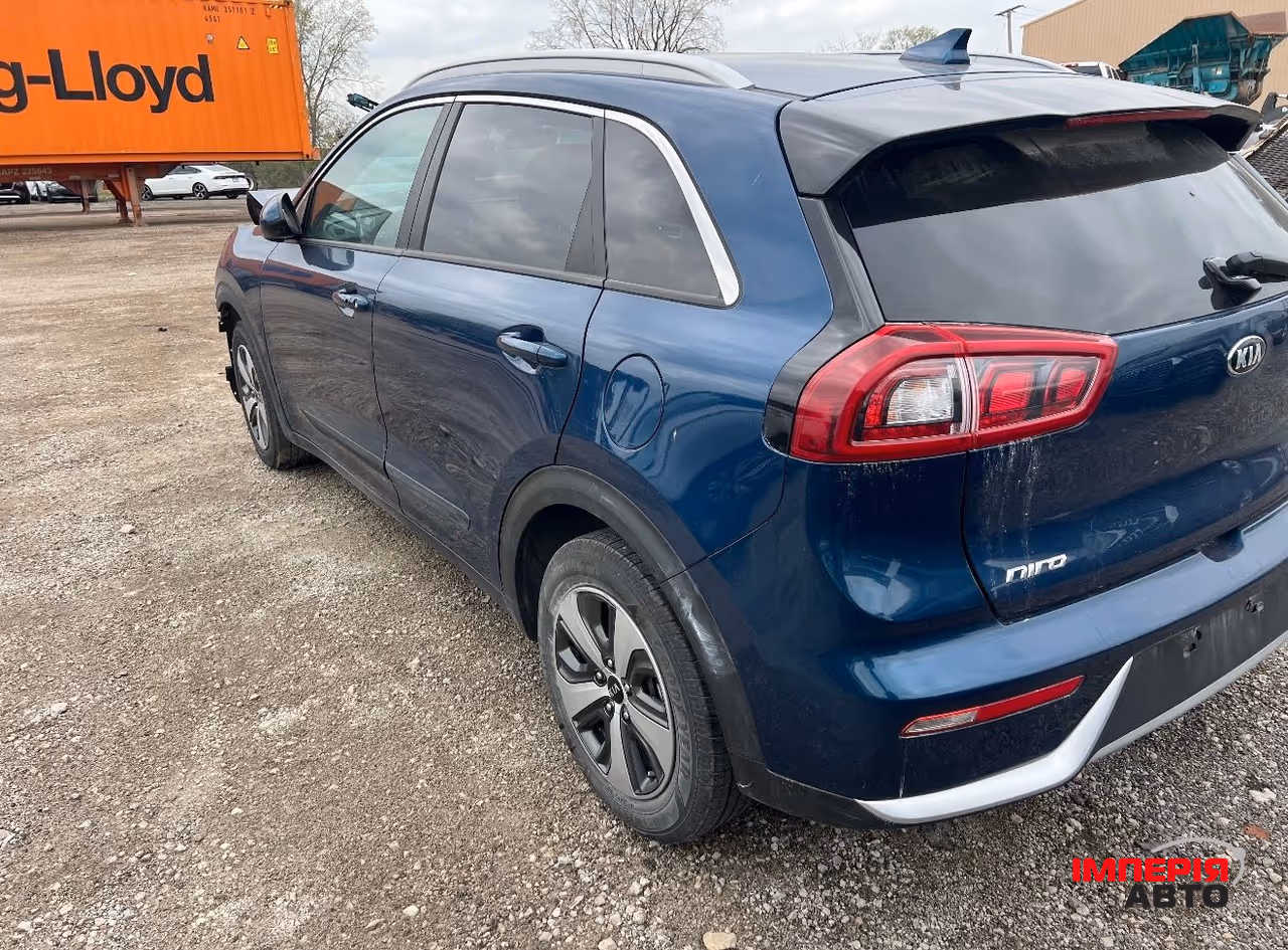 Kia Niro - фото 8