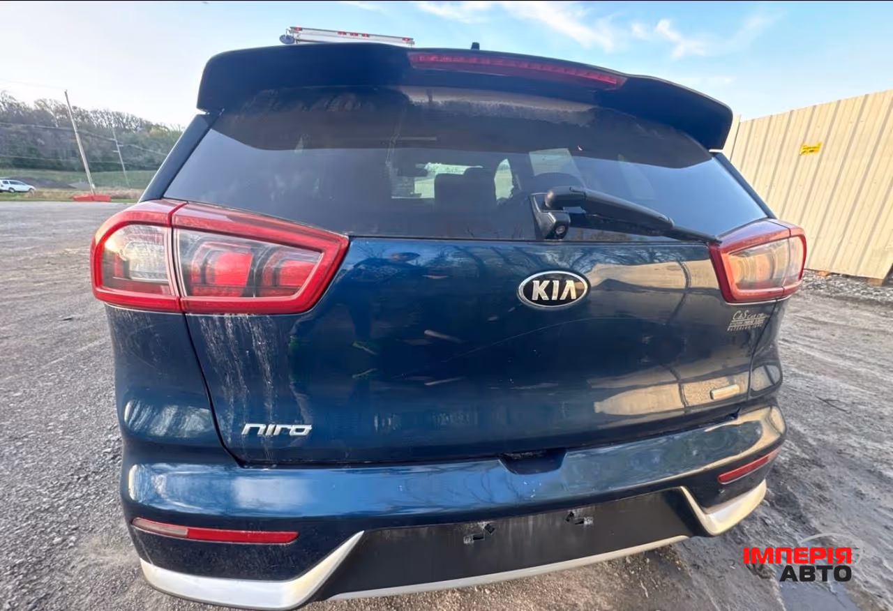 Kia Niro - фото 1